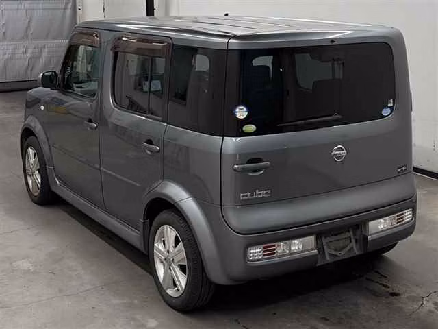 NISSAN CUBE