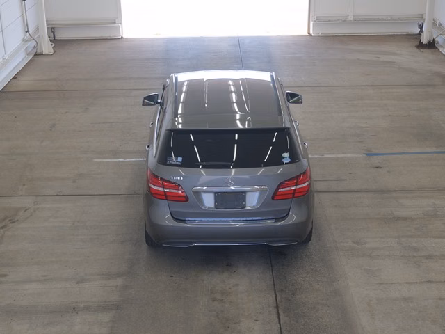 MERCEDES-BENZ B-CLASS