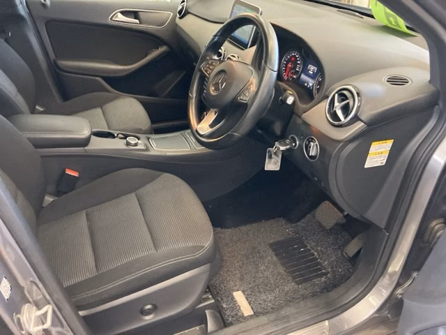 MERCEDES-BENZ B-CLASS