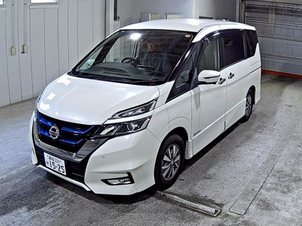 NISSAN SERENA