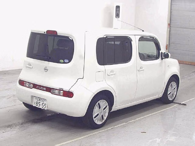 NISSAN CUBE