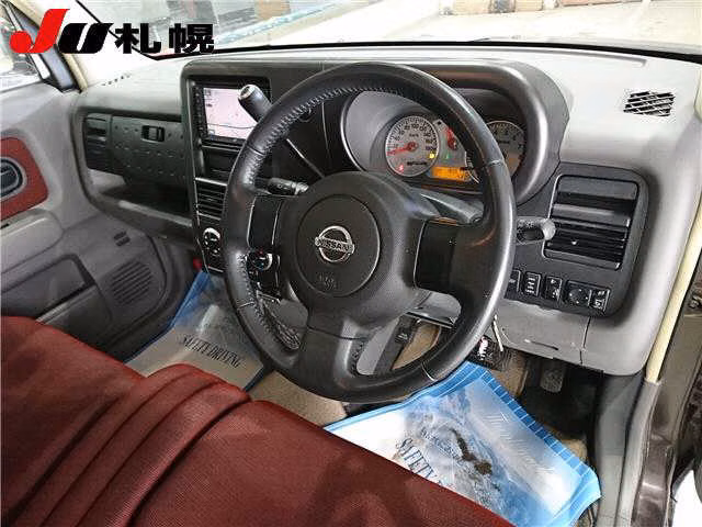 NISSAN CUBE