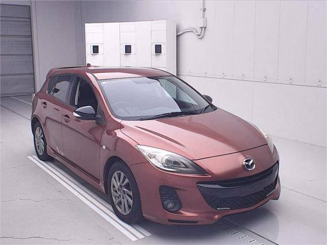 MAZDA AXELA