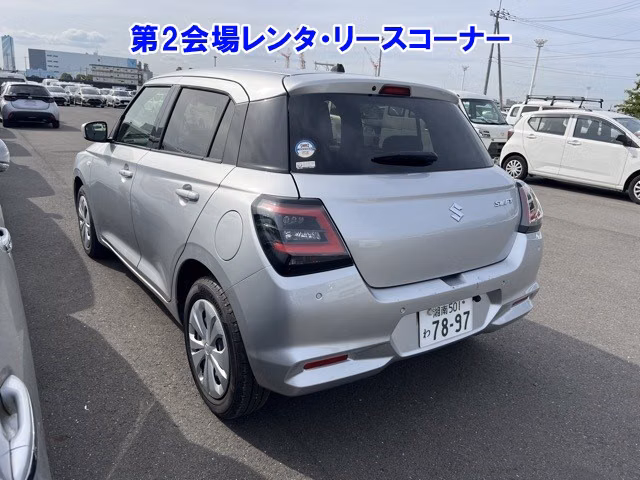 SUZUKI SWIFT