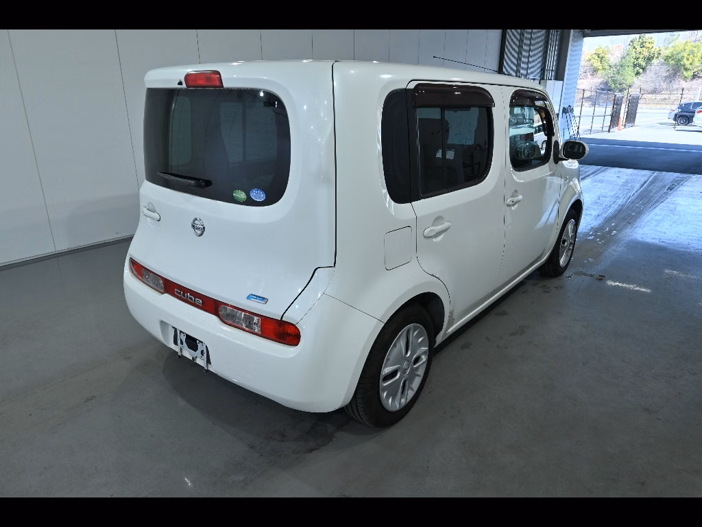 NISSAN CUBE