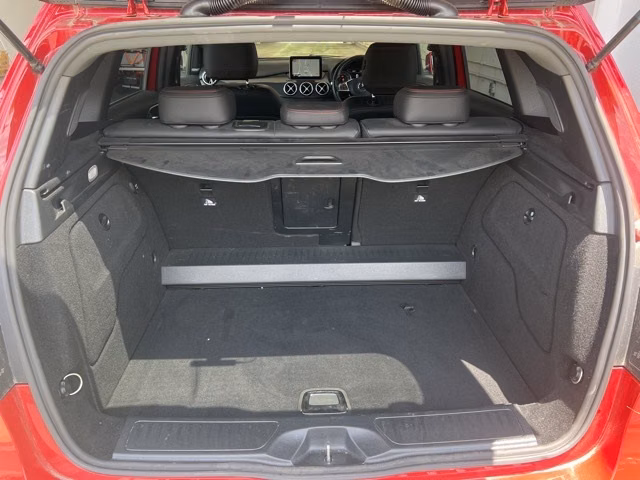 MERCEDES-BENZ B-CLASS