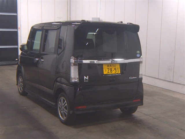 HONDA N-BOX