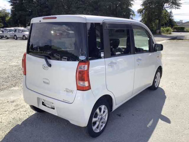 DAIHATSU TANTO EXE