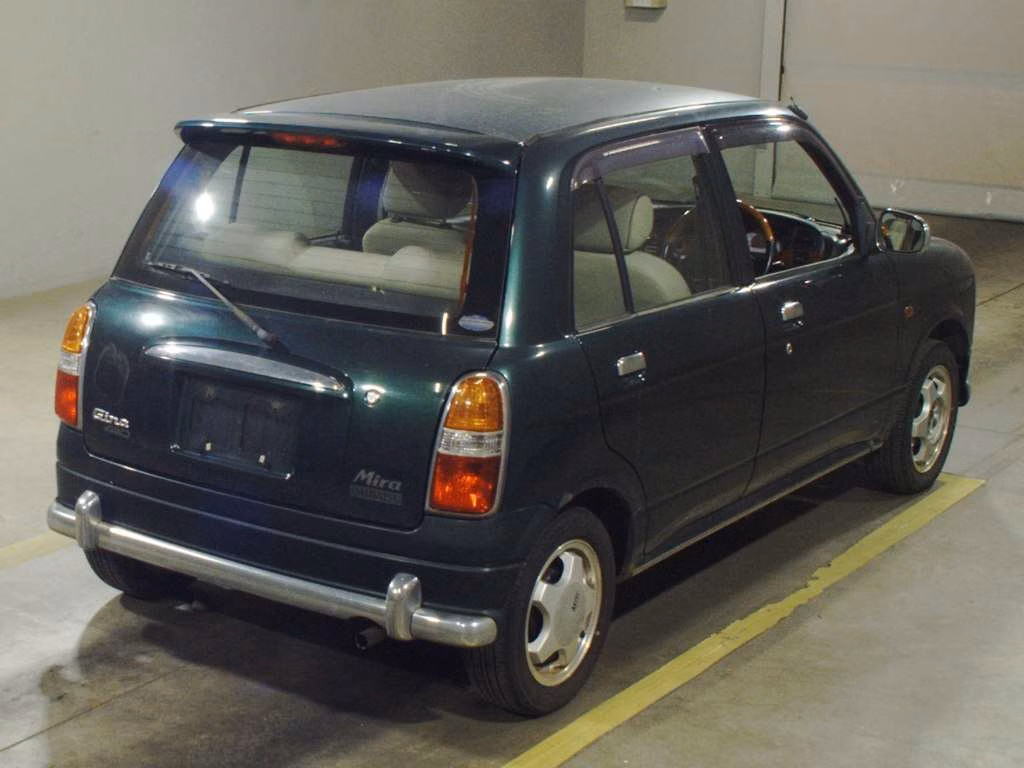 DAIHATSU MIRA GINO