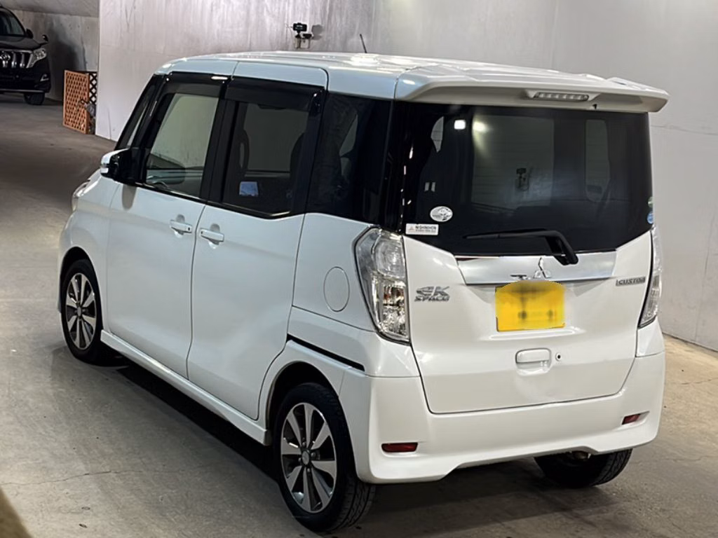 MITSUBISHI EK SPACE