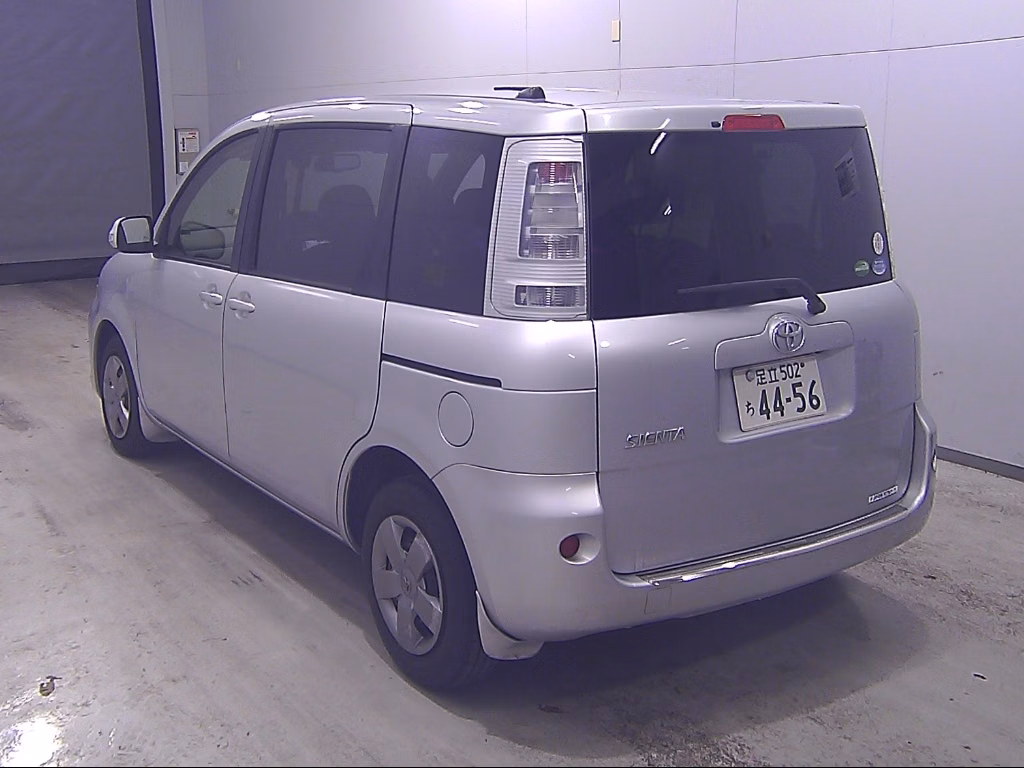 TOYOTA SIENTA