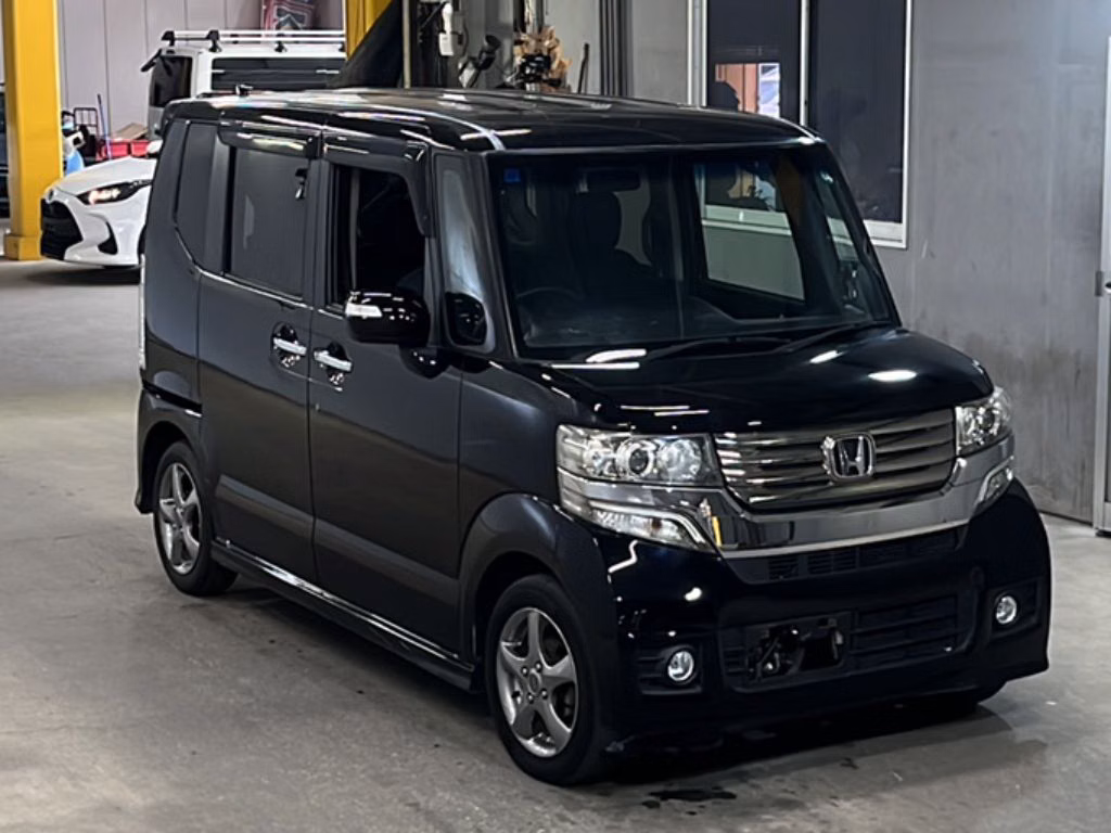 HONDA N-BOX