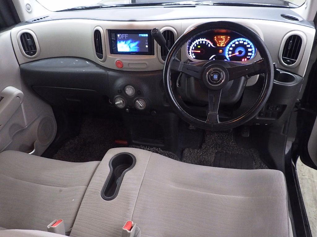 NISSAN CUBE
