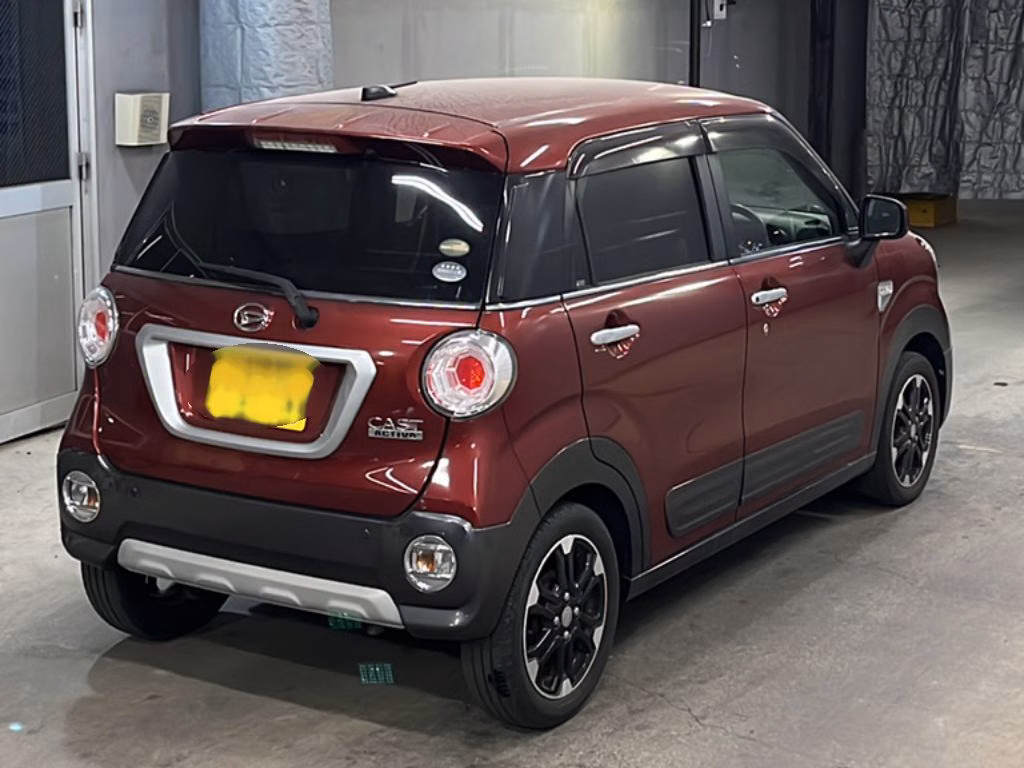 DAIHATSU CAST