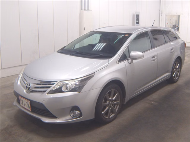 TOYOTA AVENSIS