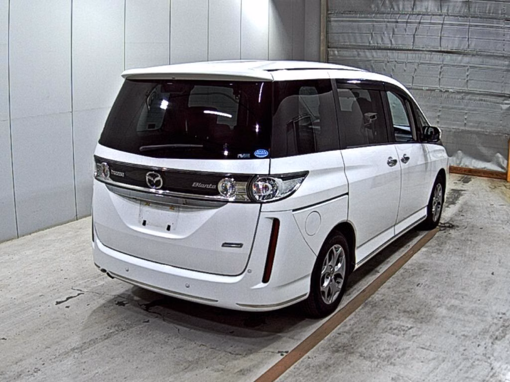 MAZDA BIANTE