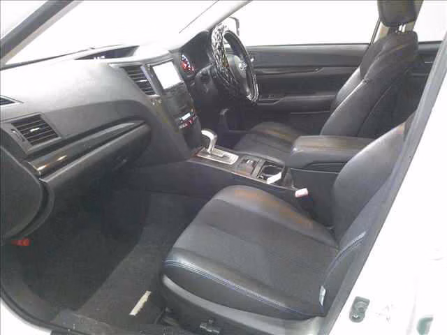 SUBARU LEGACY B4