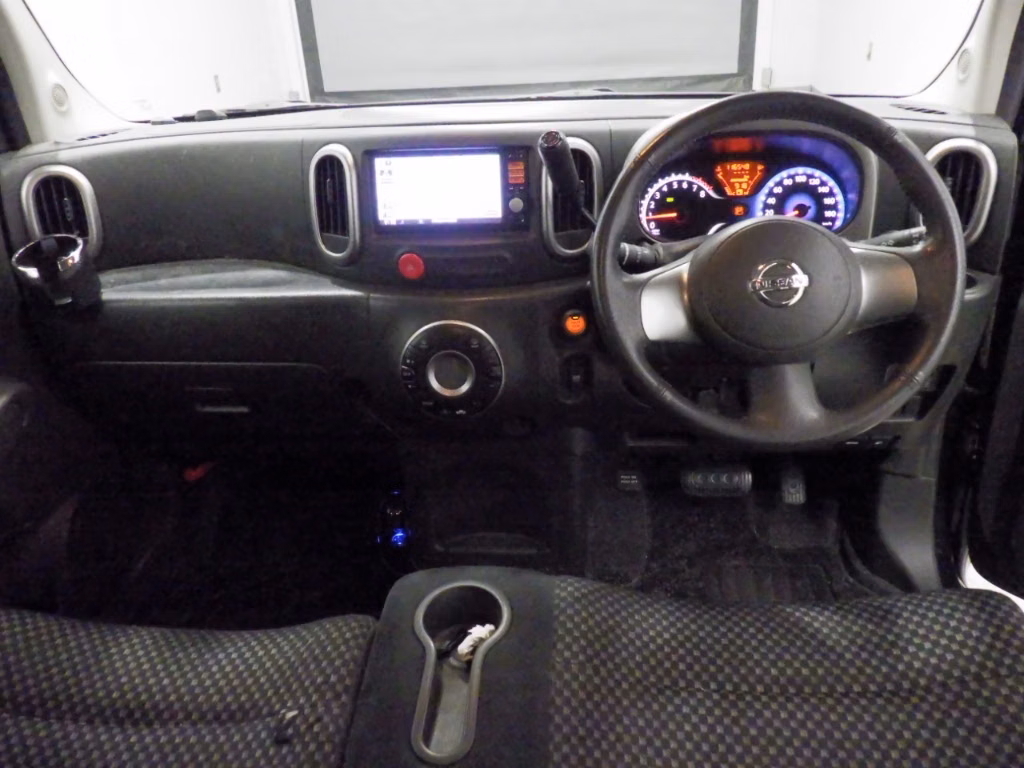 NISSAN CUBE