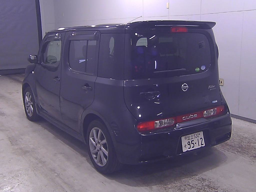 NISSAN CUBE