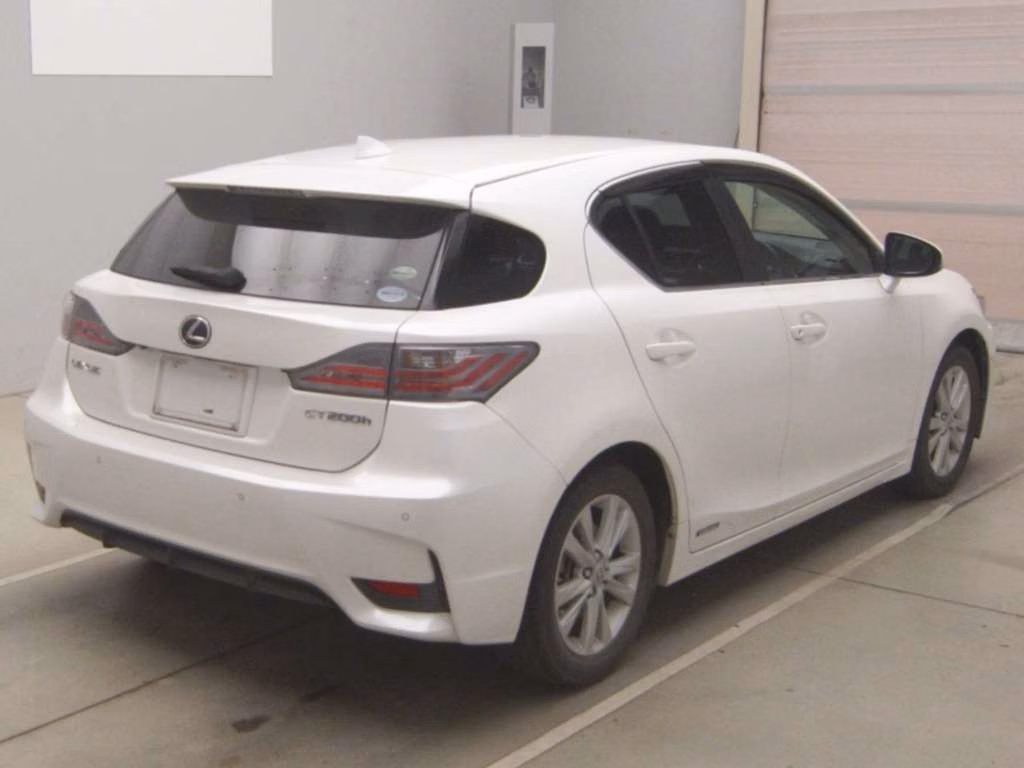 LEXUS CT200H