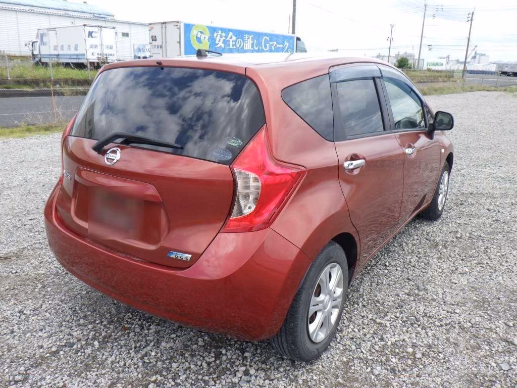NISSAN NOTE