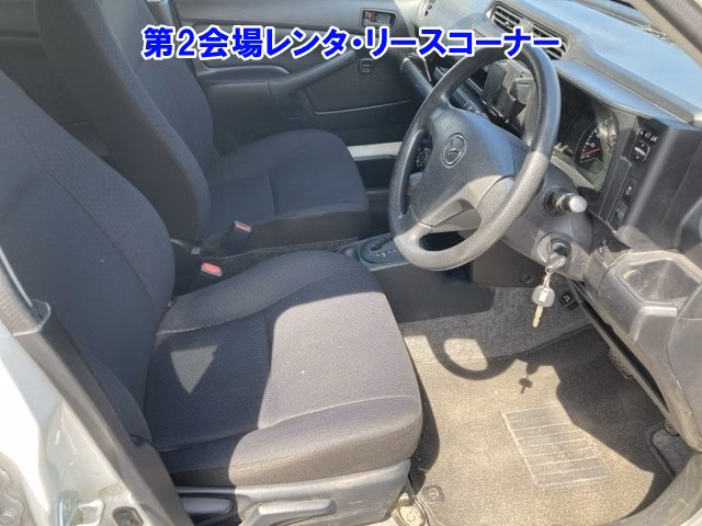 MAZDA FAMILIA
