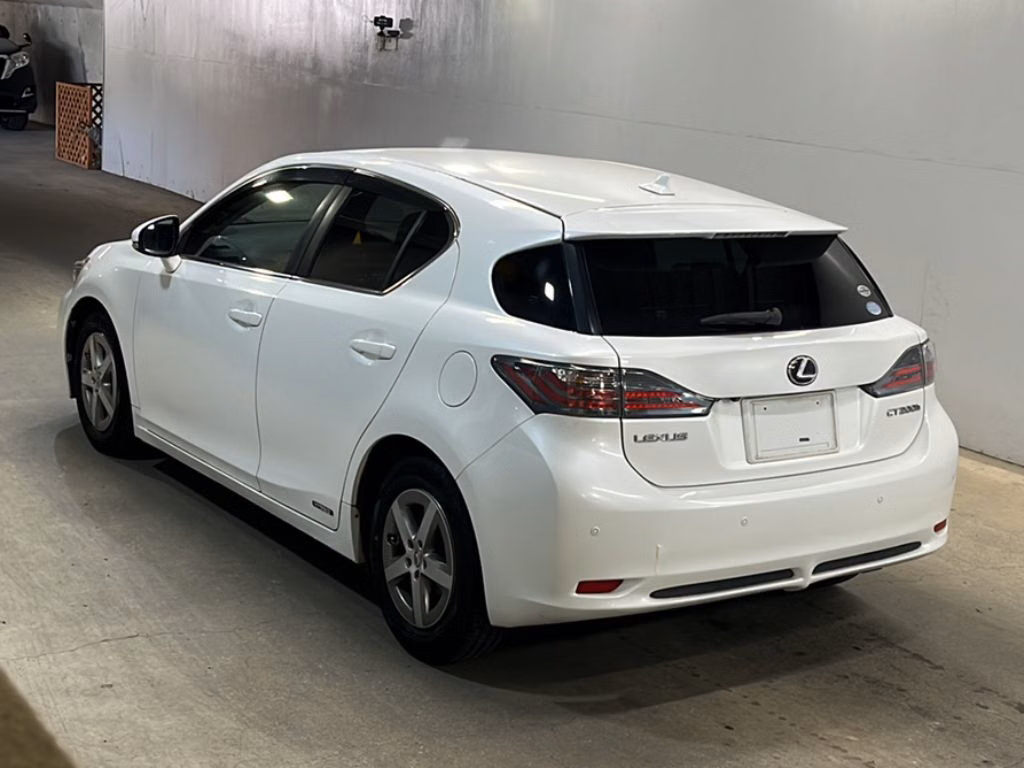LEXUS CT200H