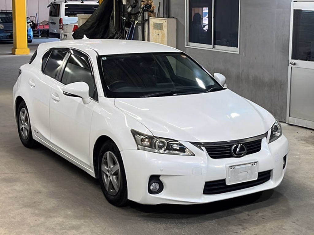 LEXUS CT200H