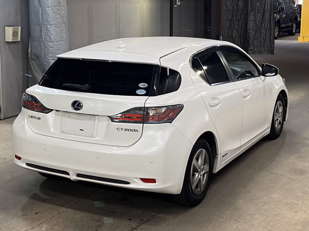 LEXUS CT200H