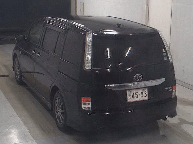 TOYOTA ISIS