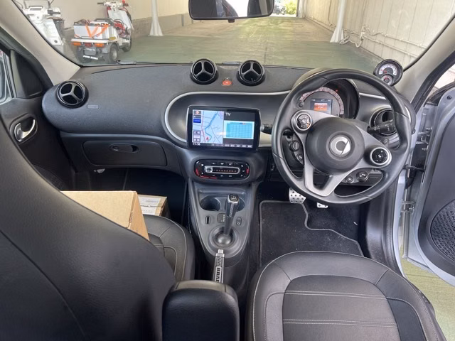 SMART FORFOUR