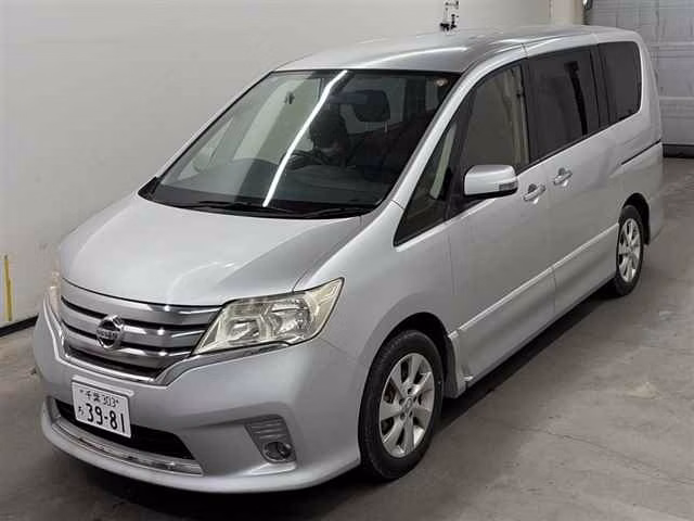 NISSAN SERENA
