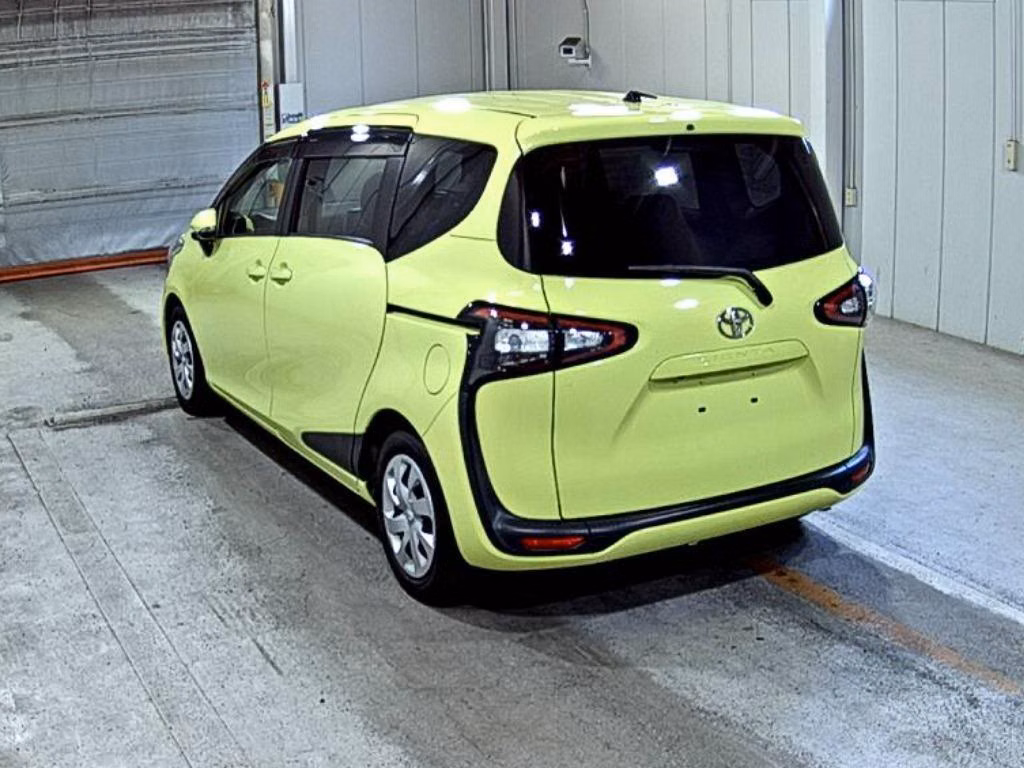TOYOTA SIENTA