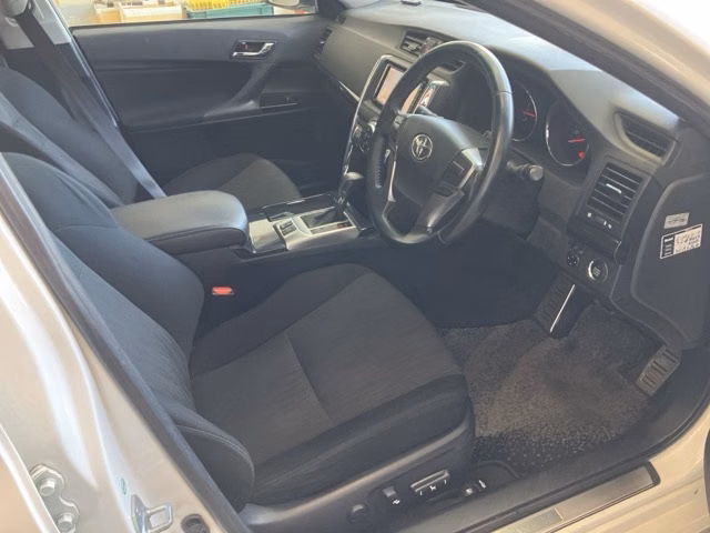 TOYOTA MARK X