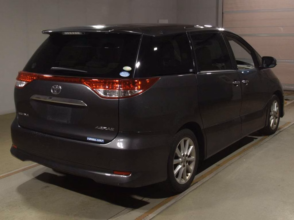 TOYOTA ESTIMA