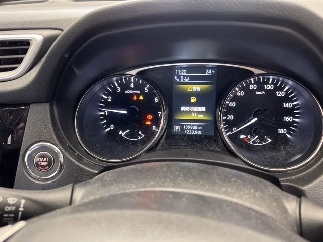 NISSAN X-TRAIL