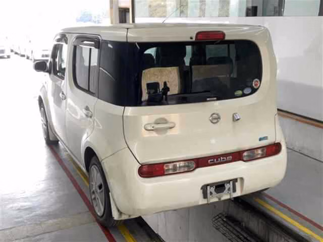 NISSAN CUBE