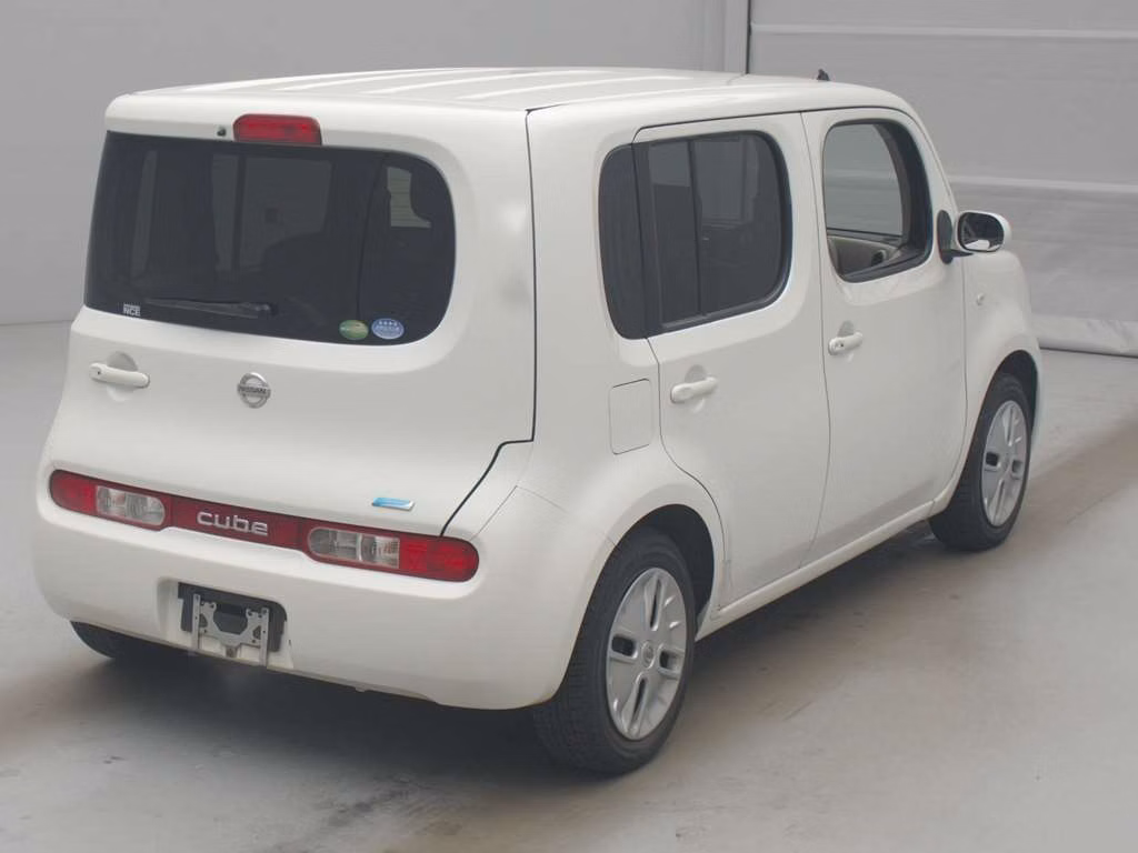 NISSAN CUBE