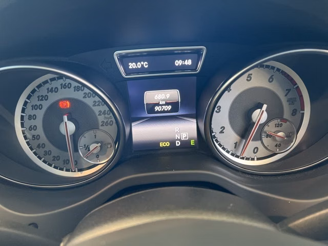MERCEDES-BENZ CLA-CLASS