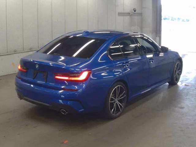 BMW 3-SERIES