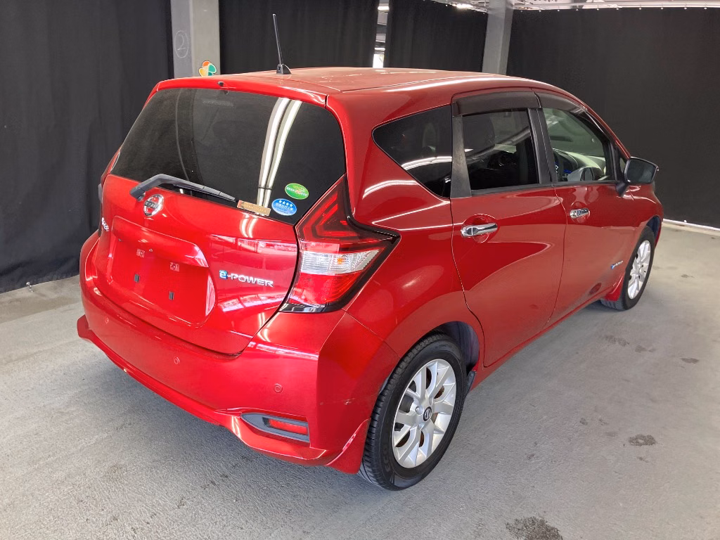 NISSAN NOTE