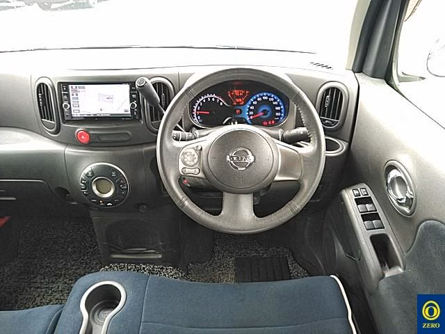 NISSAN CUBE