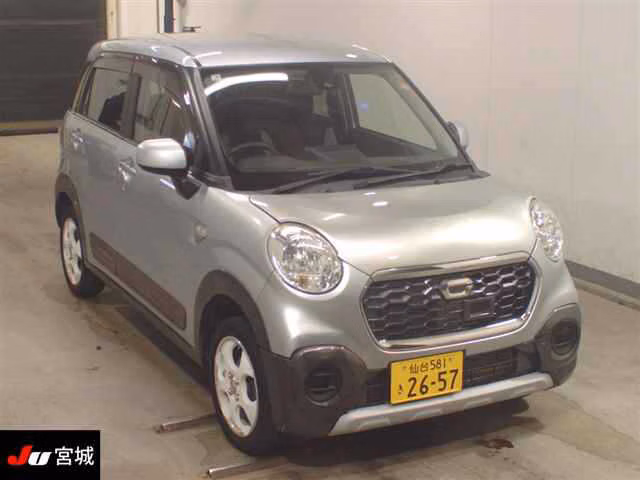 DAIHATSU CAST