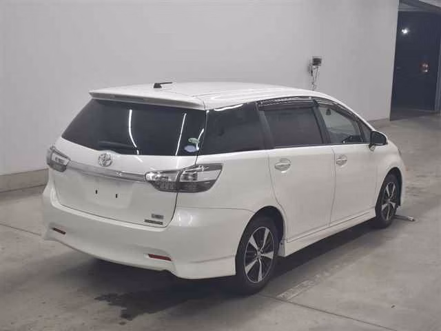 TOYOTA WISH