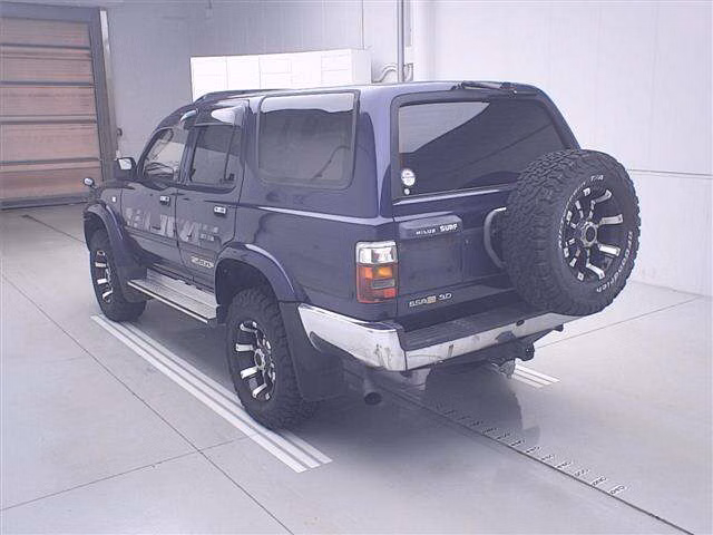 TOYOTA HILUX SURF