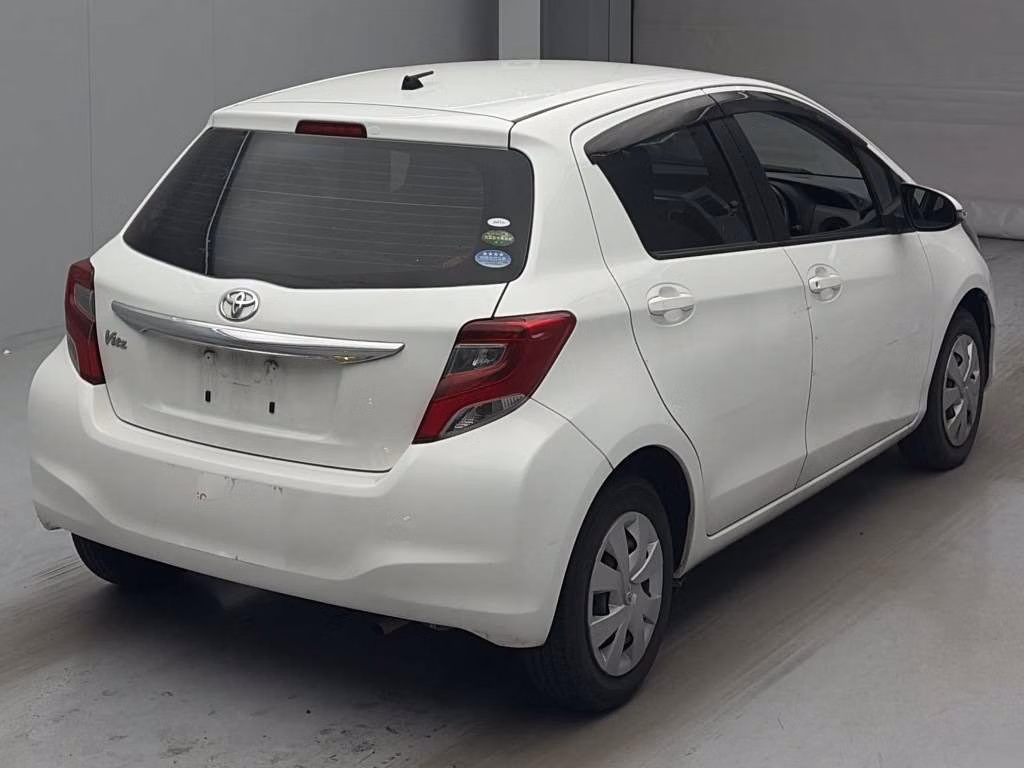 TOYOTA VITZ