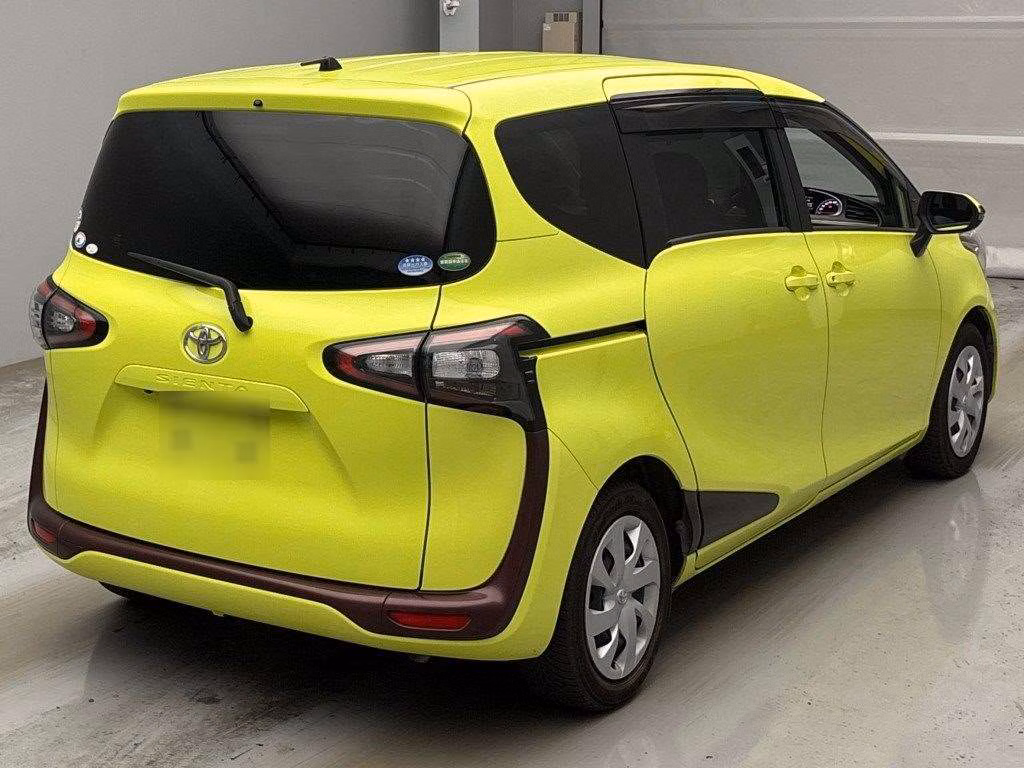 TOYOTA SIENTA