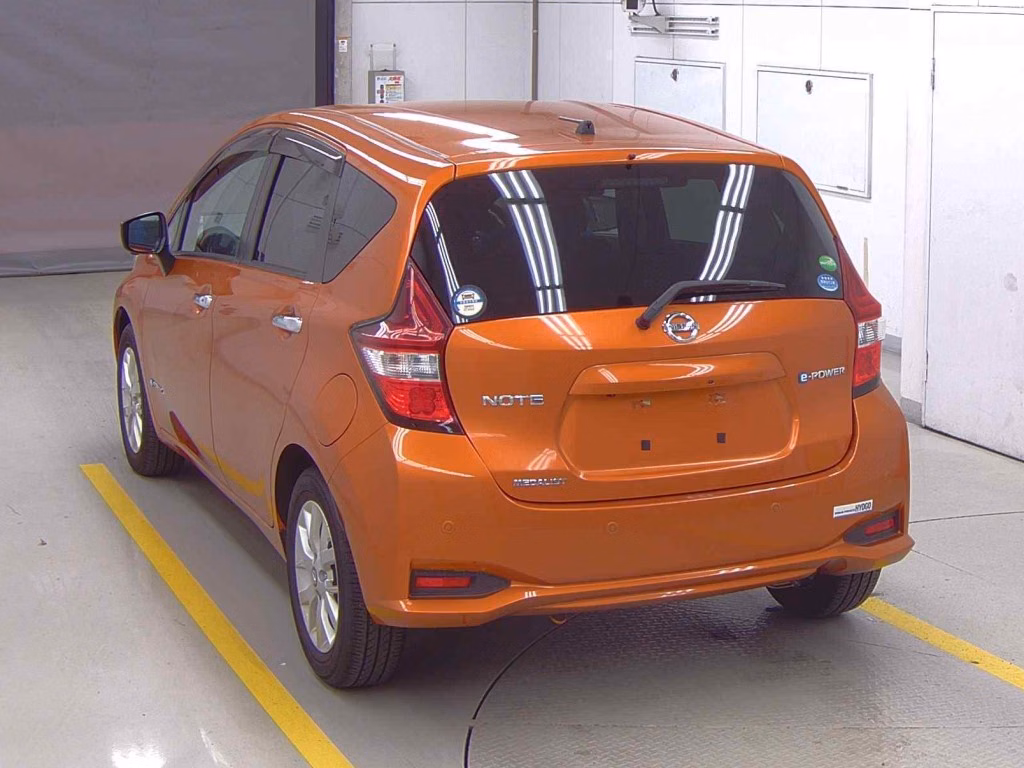 NISSAN NOTE