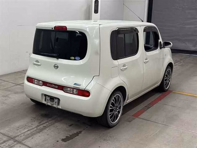 NISSAN CUBE