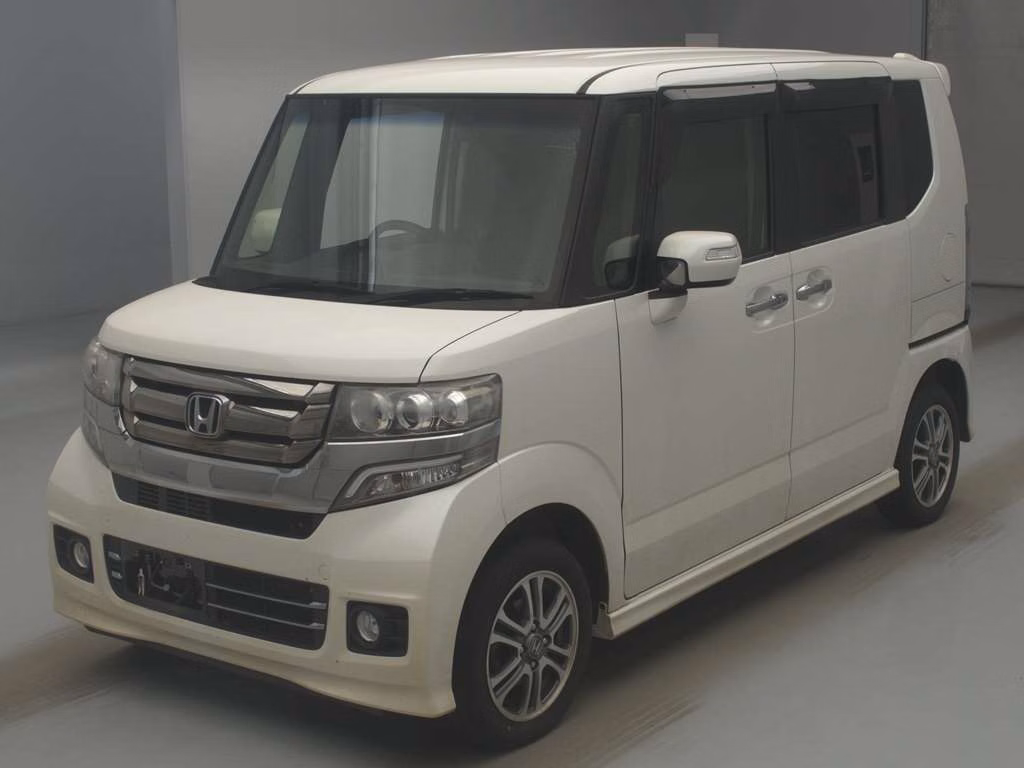 HONDA N-BOX